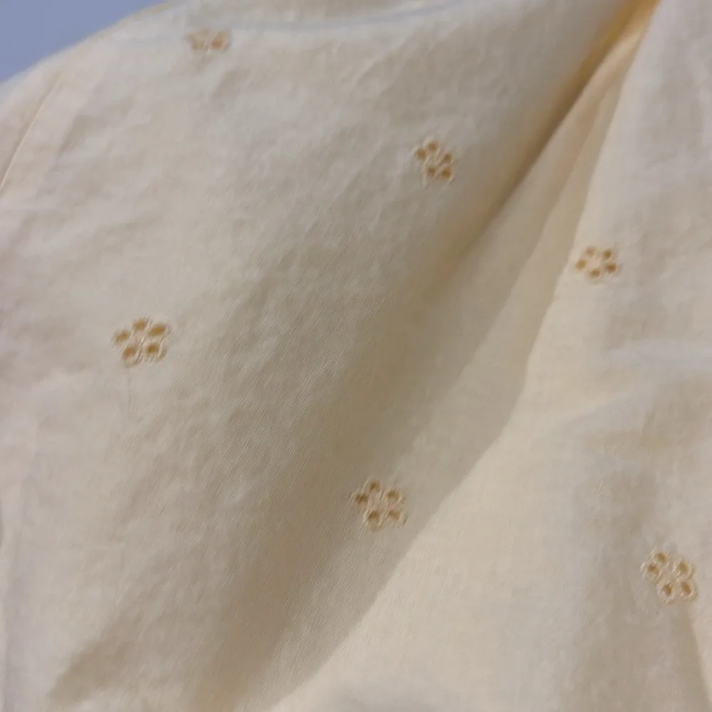 GAP Kids - Eyelet ruffle dress - girls summer dress.  Size large. Yellow.